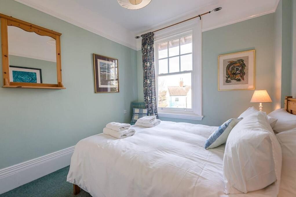 Kingsfield House, Aldeburgh Villa ภายนอก รูปภาพ