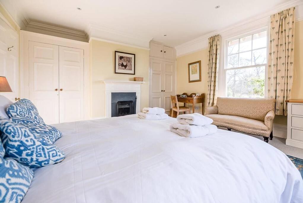 Kingsfield House, Aldeburgh Villa ภายนอก รูปภาพ
