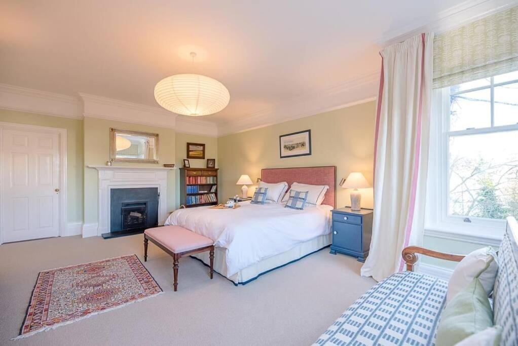 Kingsfield House, Aldeburgh Villa ภายนอก รูปภาพ
